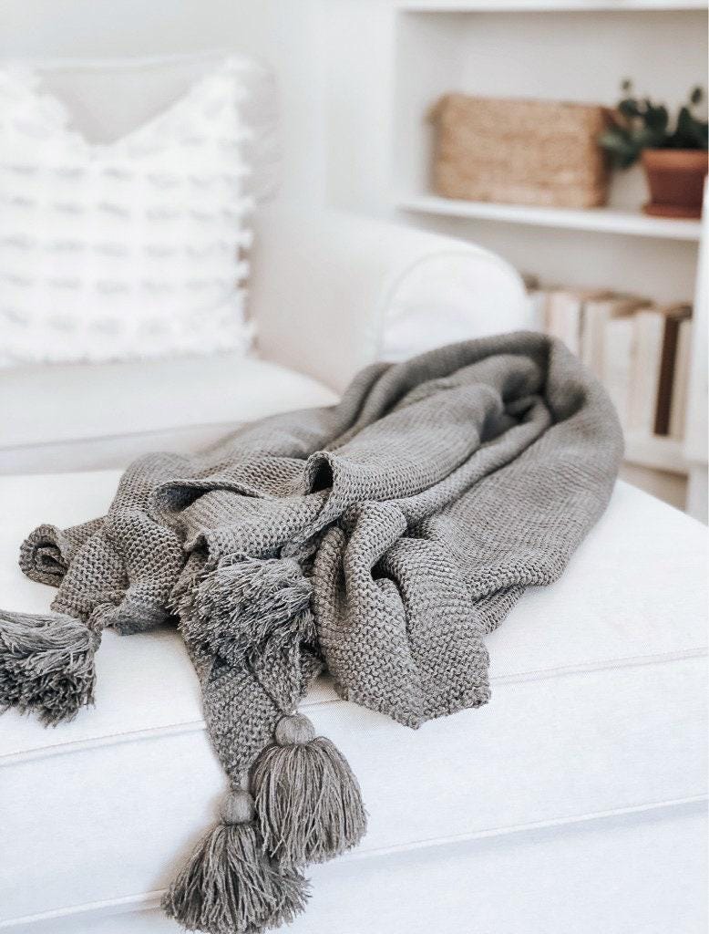 Knit Throw Blanket - Knit Throw Blanket With Tassels