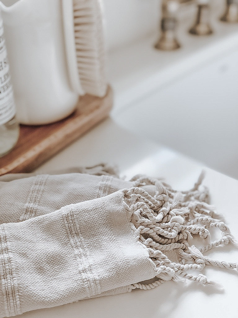 Textured Lines Kitchen Towel